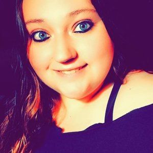 Meet your Posher, Stacy